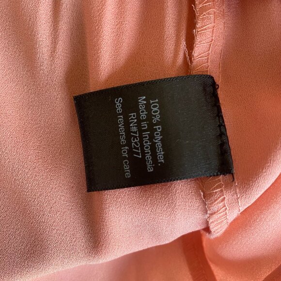 Simply Vera Wang Rosette Pink Pleated Chiffon Split Neck Peplum Blouse XL - Picture 6 of 12